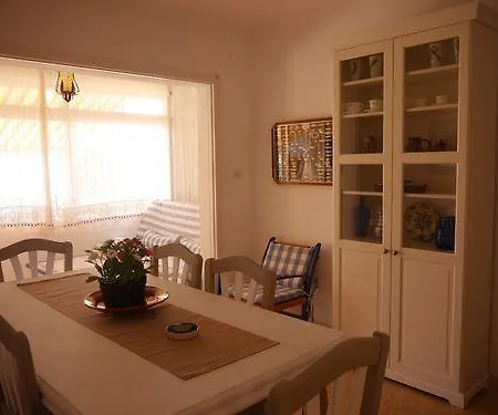Esther Apartment *